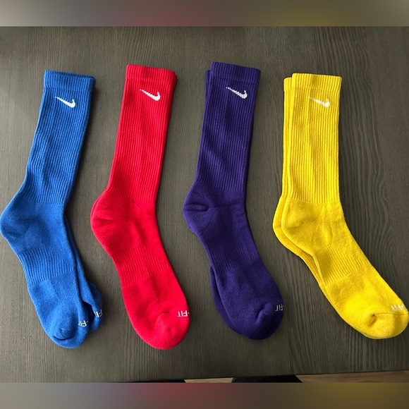 Nike Other - 4 pairs of never worn new nike men’s socks